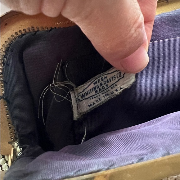 Vintage 1920s Whiting & Davis Metal Minaudière Mesh Chainmail Gold Clutch - Bag - Picture 5 of 8